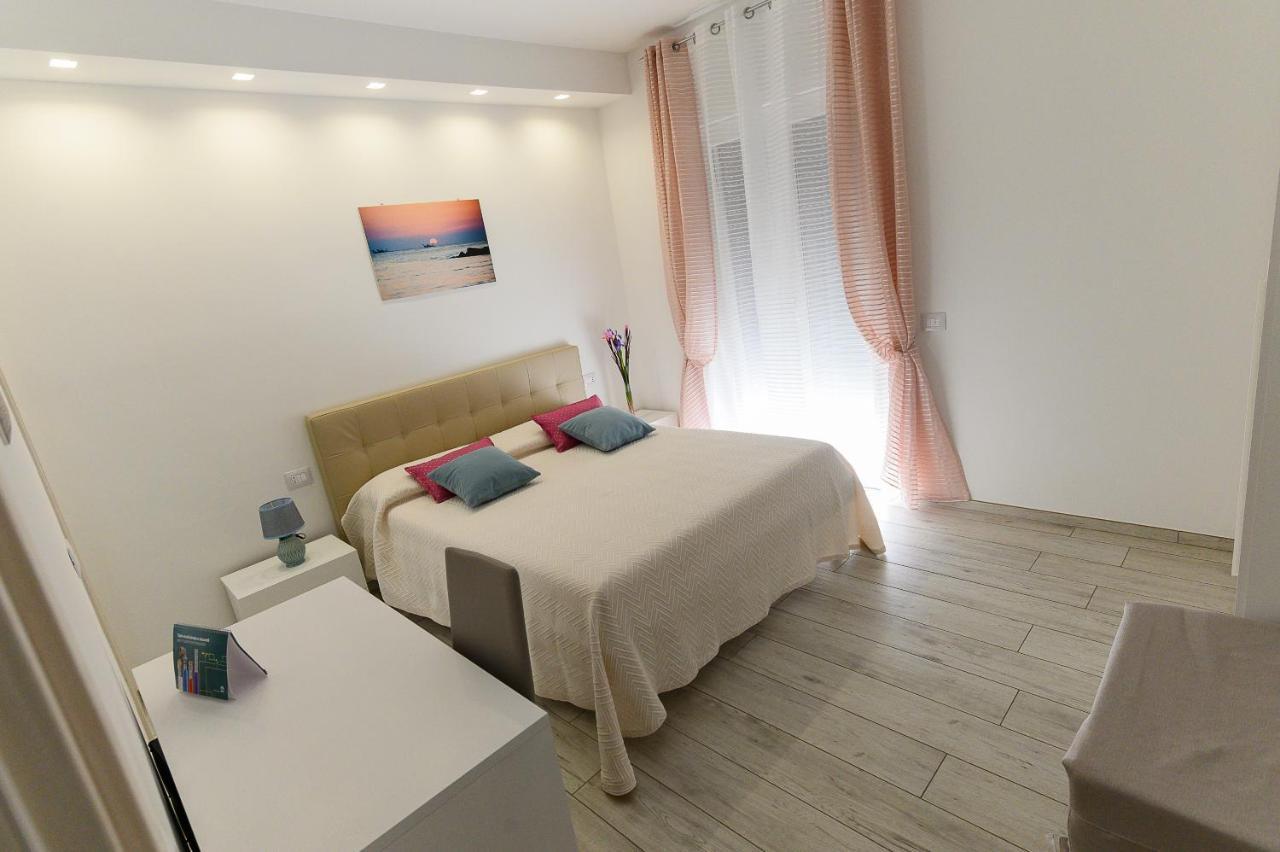 Pineta Del Mare Panzió Alba Adriatica Kültér fotó