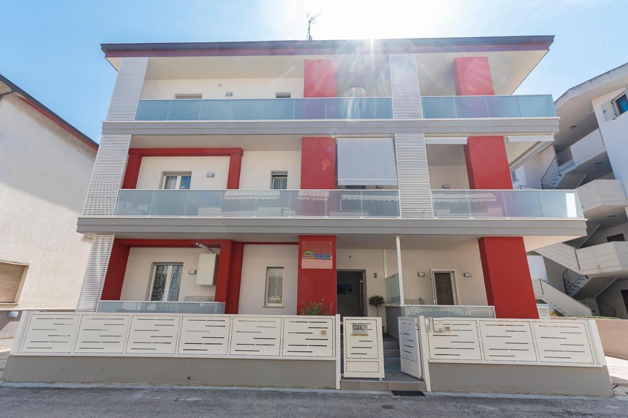 Pineta Del Mare Panzió Alba Adriatica Kültér fotó